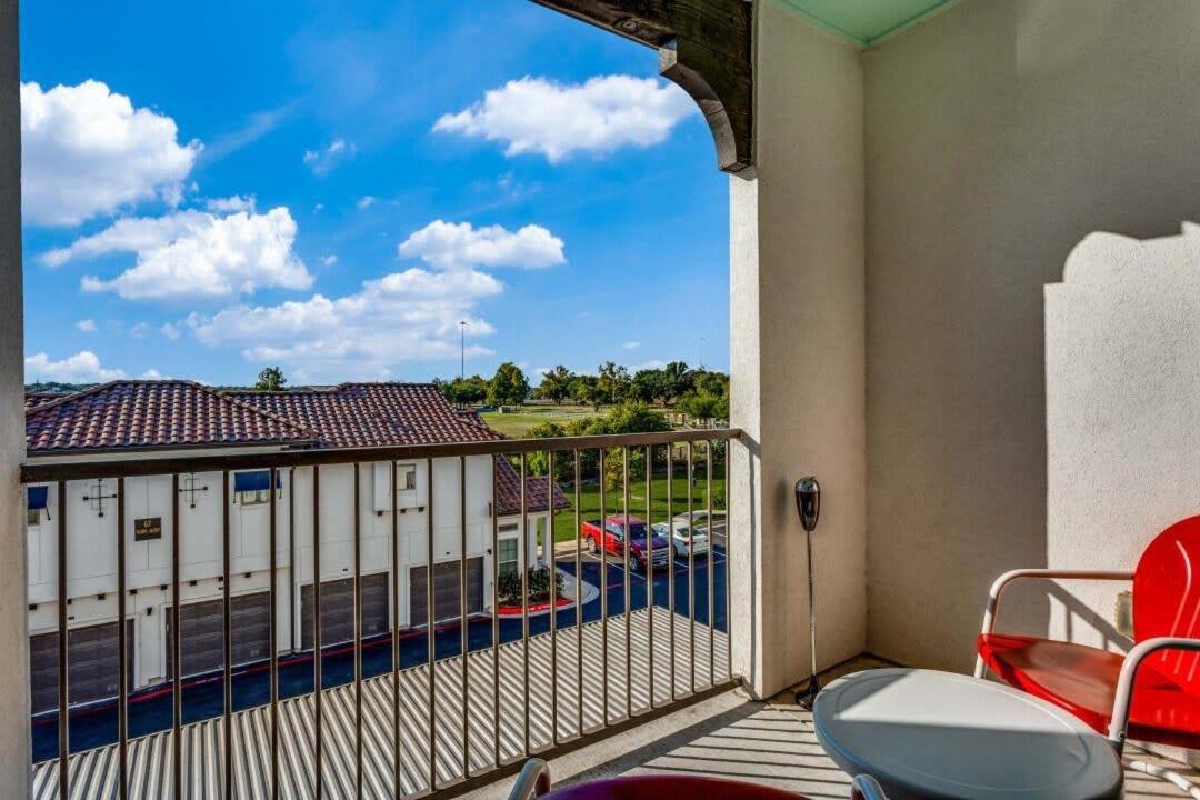 Astonishing Cozysuites On I-35 With Pool&Parking #06 Pflugerville Bagian luar foto